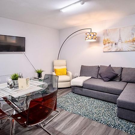 Little Garden View Apartment St Albans Bagian luar foto